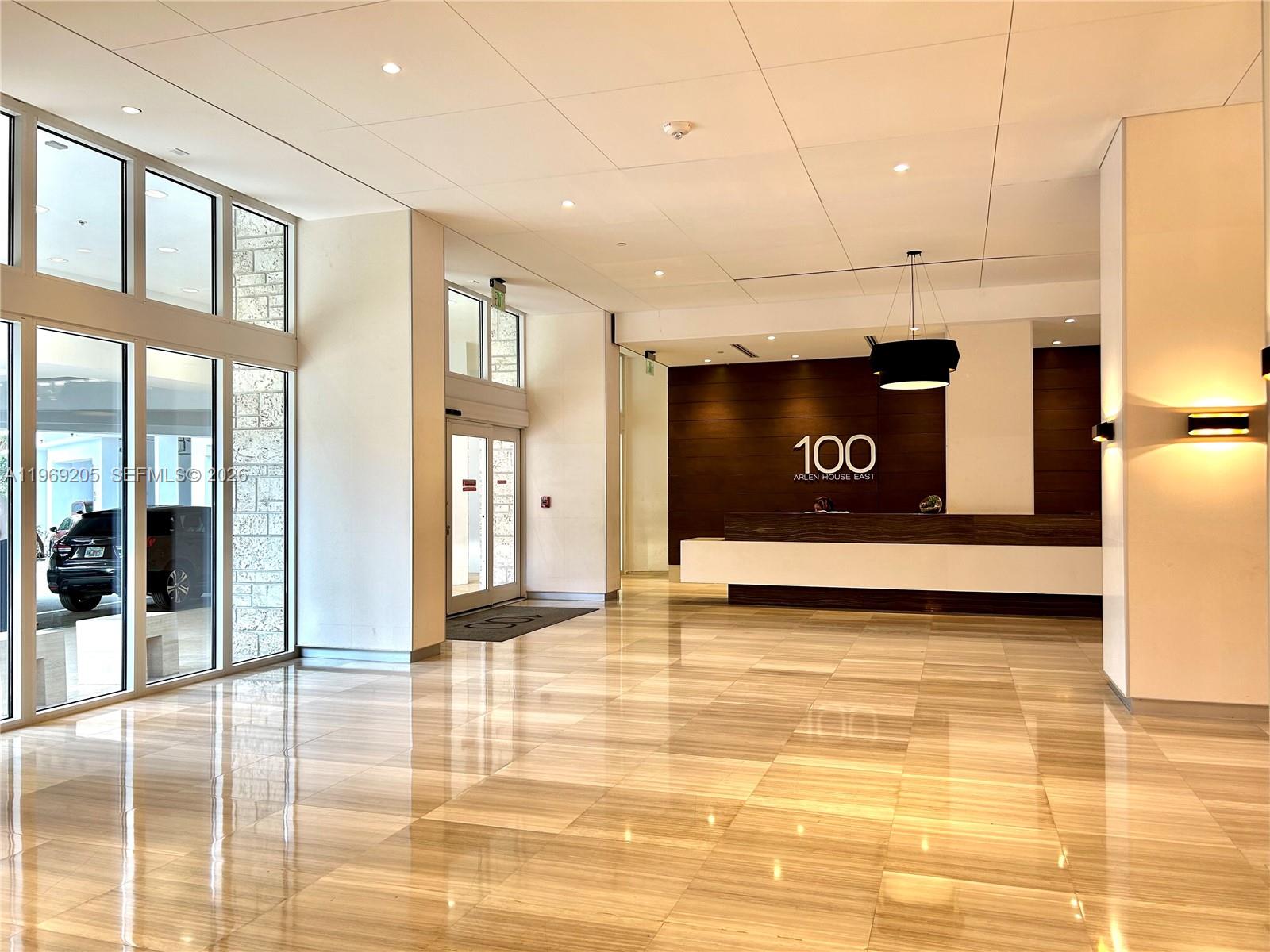 310 1 / 2 991 кв.футов $ 2026-02-20 0 Фото