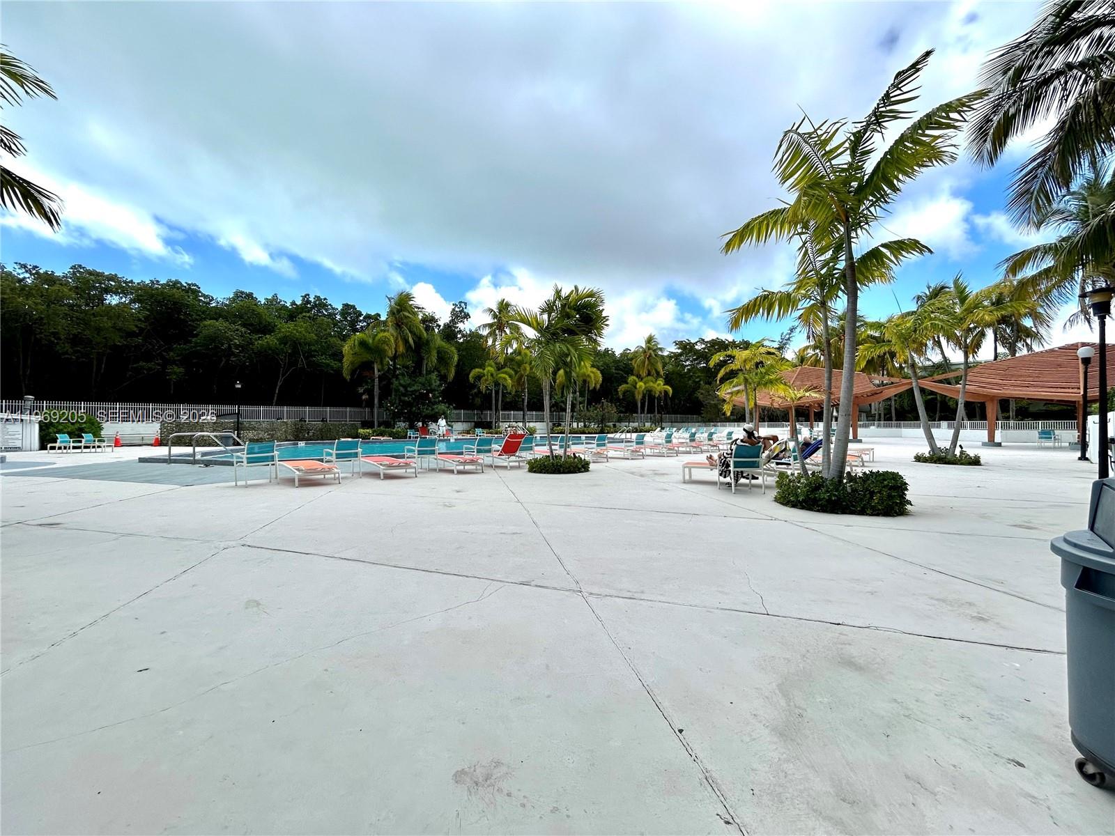 310 1 / 2 991 кв.футов $ 2026-02-20 0 Фото