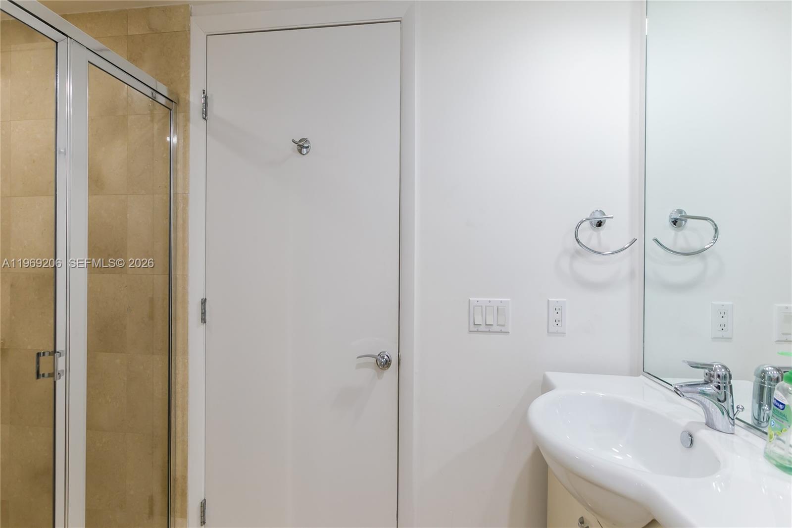 2906 2 / 2 1458 sq. ft. $ 2026-02-20 0 foto