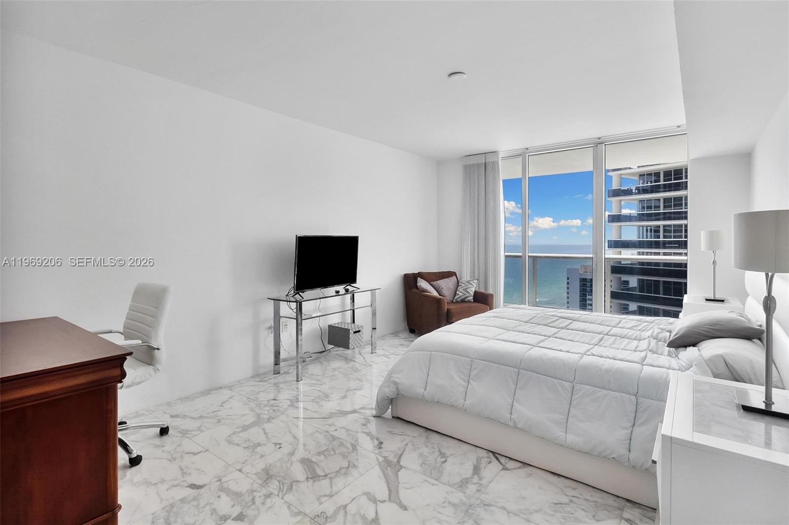 2906 2 / 2 1458 sq. ft. $ 2026-02-20 0 foto