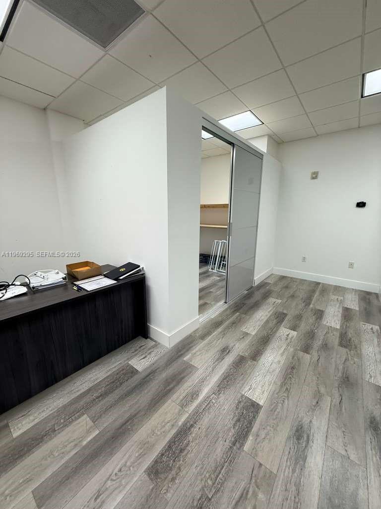 201  /   sq. ft. $ 2026-02-20 0 foto