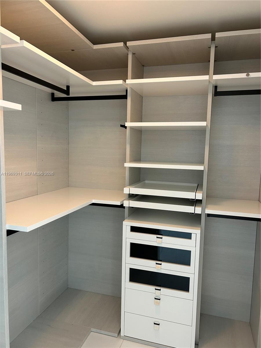 See details 4-2305 2 / 3 1541 sq. ft. $ 2026-02-20 0 Photo