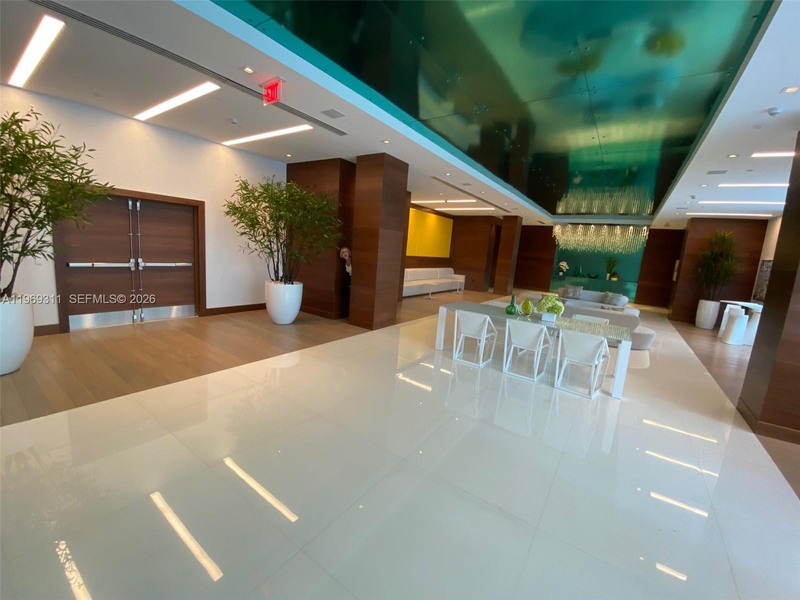 See details 4-2305 2 / 3 1541 sq. ft. $ 2026-02-20 0 Photo