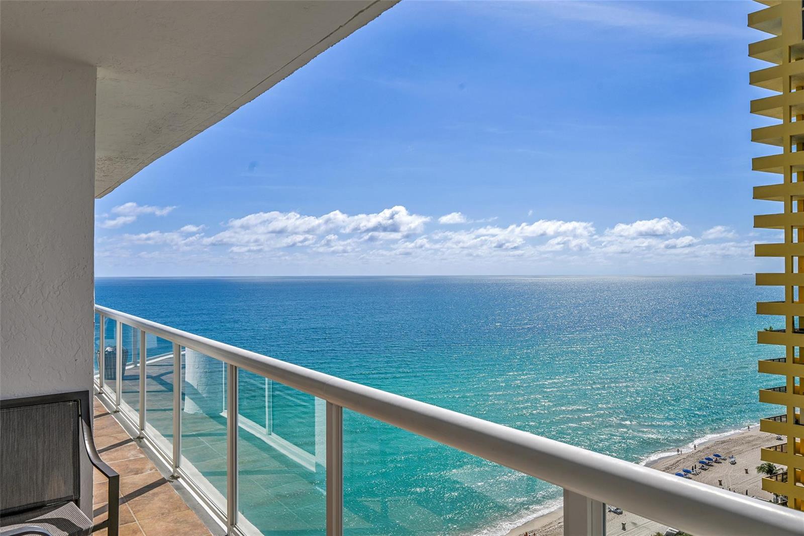 Photo of 16425 Collins #2011, Sunny Isles Beach, Florida, 33160 - Photo 3