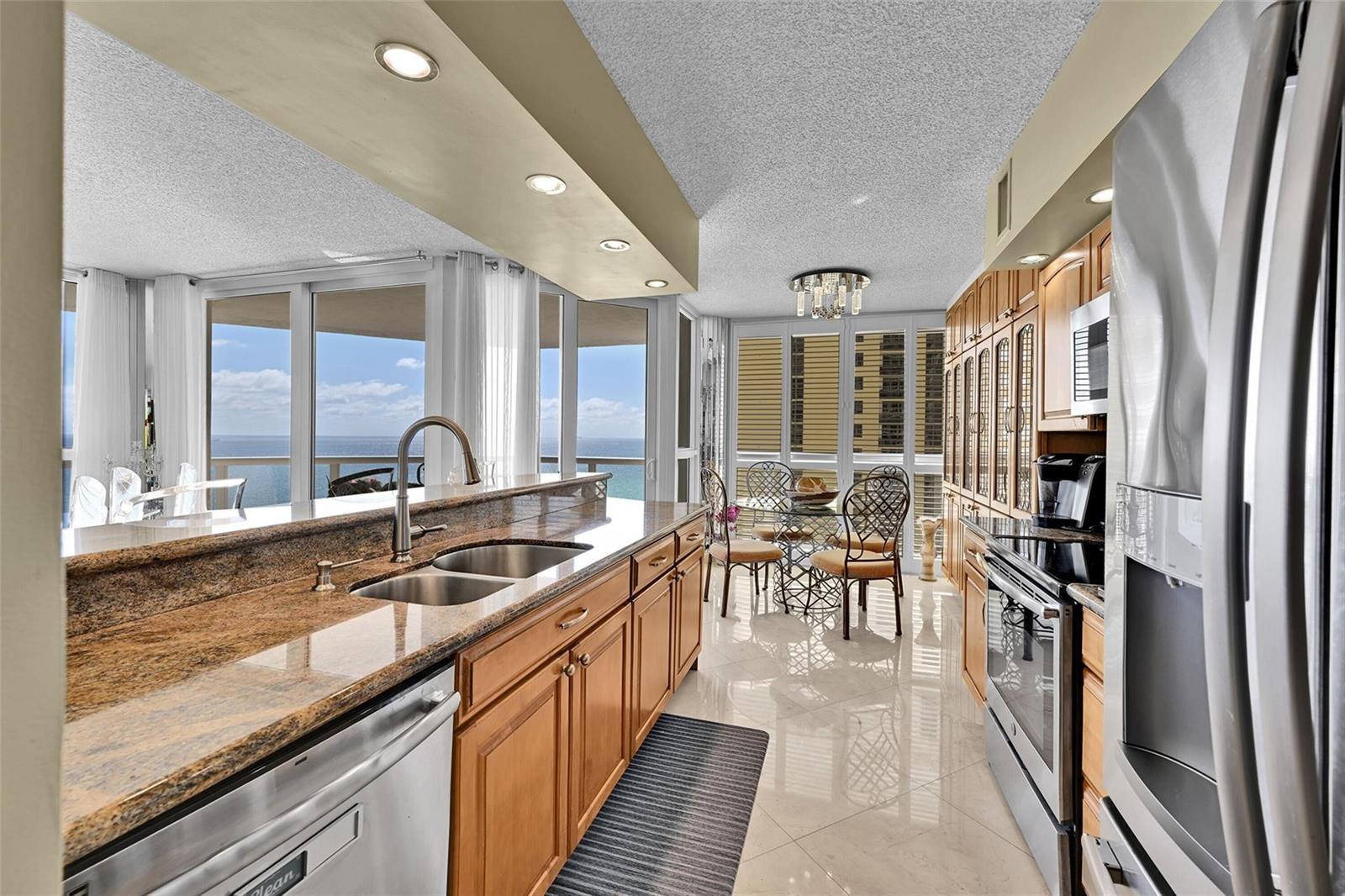 Photo of 16425 Collins #2011, Sunny Isles Beach, Florida, 33160 - Photo 19