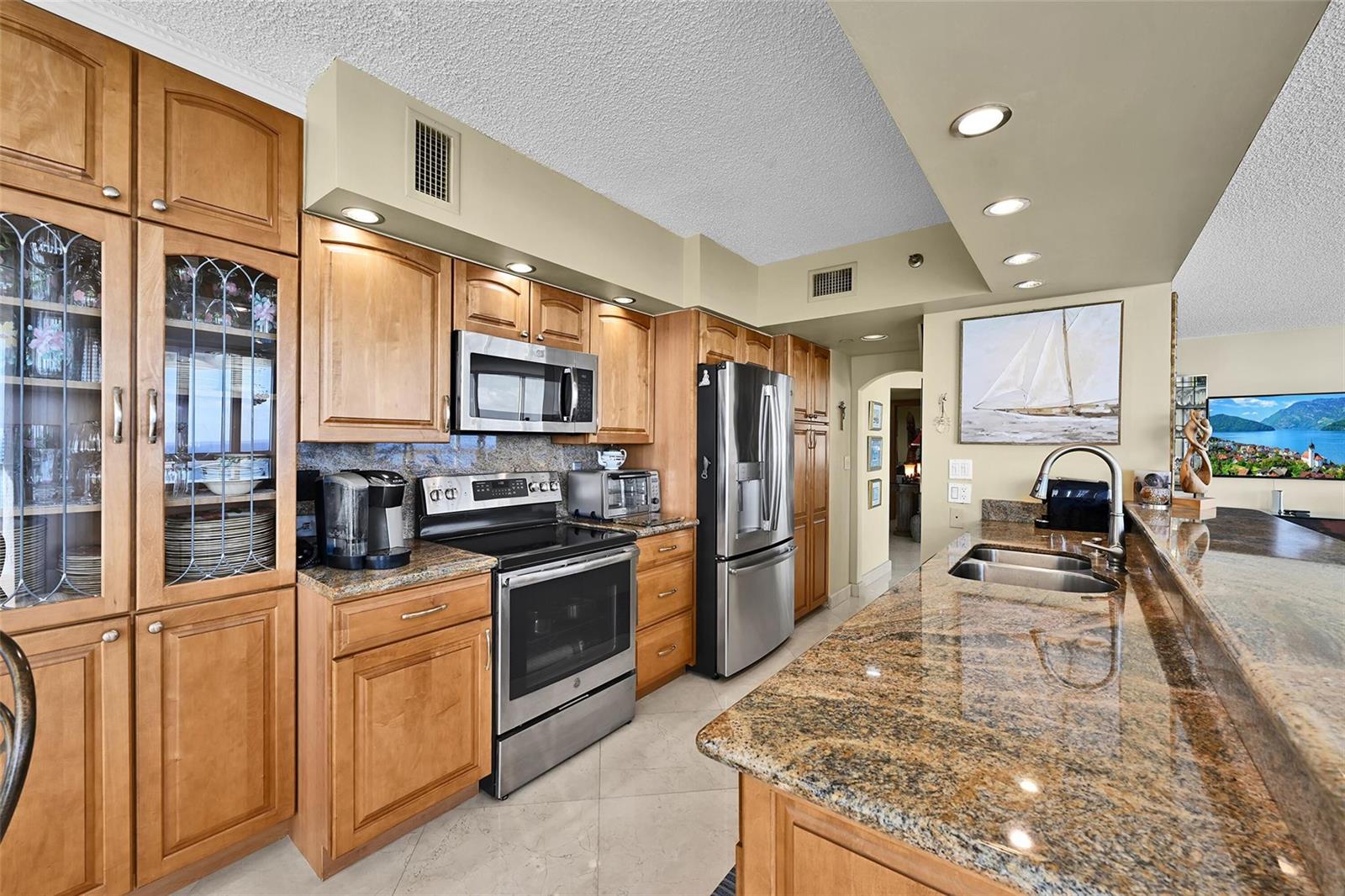 Photo of 16425 Collins #2011, Sunny Isles Beach, Florida, 33160 - Photo 20