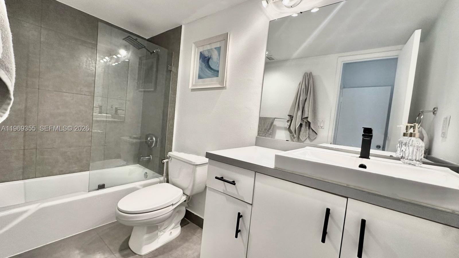 Photo of 19370 Collins Ave #319, Sunny Isles Beach, Florida, 33160 -