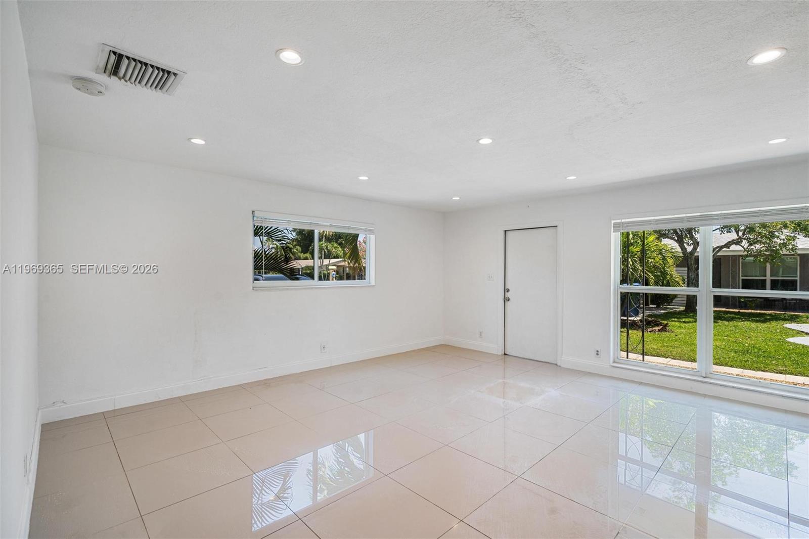 Подробнее / 7551 кв.футов $ 2026-02-20 0 Фото