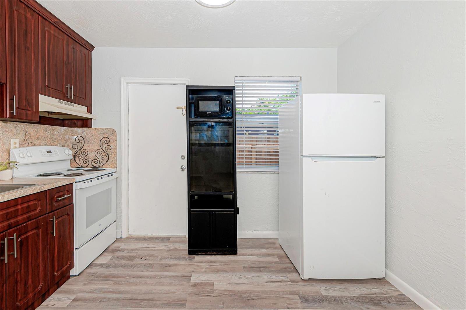   / 0 1401 sq. ft. $ 2026-06-21 0 foto