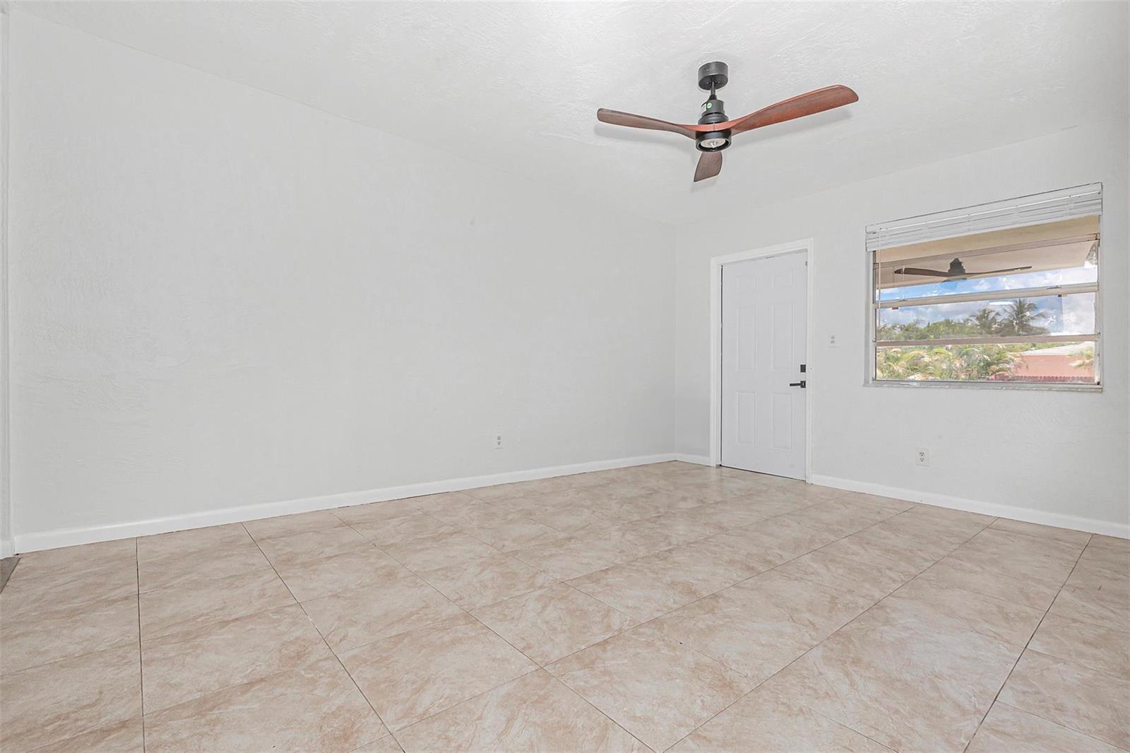   / 0 1401 sq. ft. $ 2026-06-21 0 foto