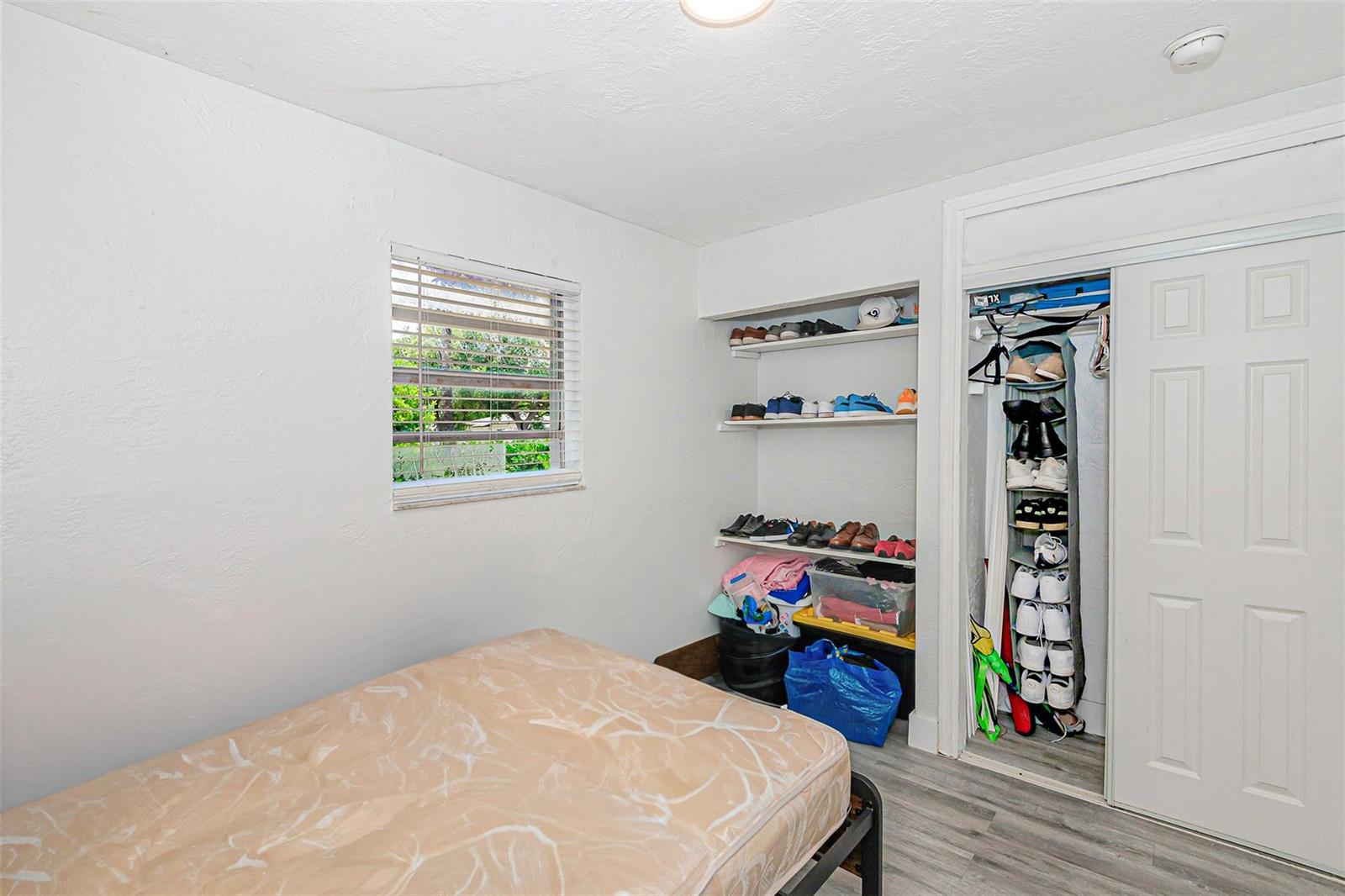   / 0 1401 sq. ft. $ 2026-06-21 0 foto