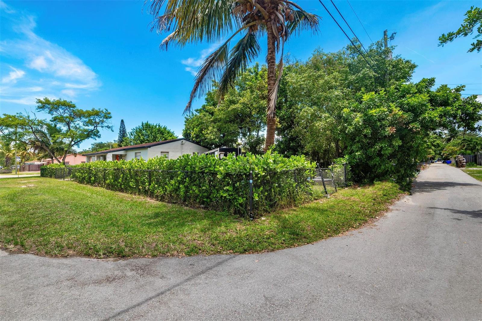   / 0 1401 sq. ft. $ 2026-06-21 0 foto