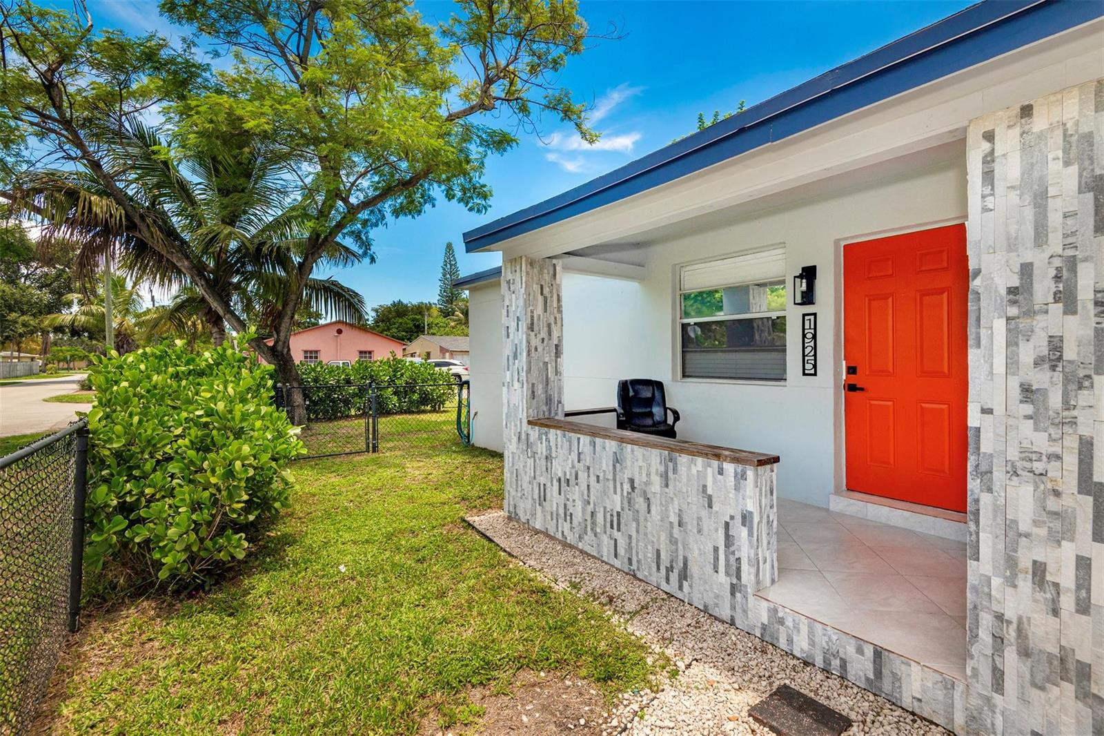   / 0 1401 sq. ft. $ 2026-06-21 0 foto