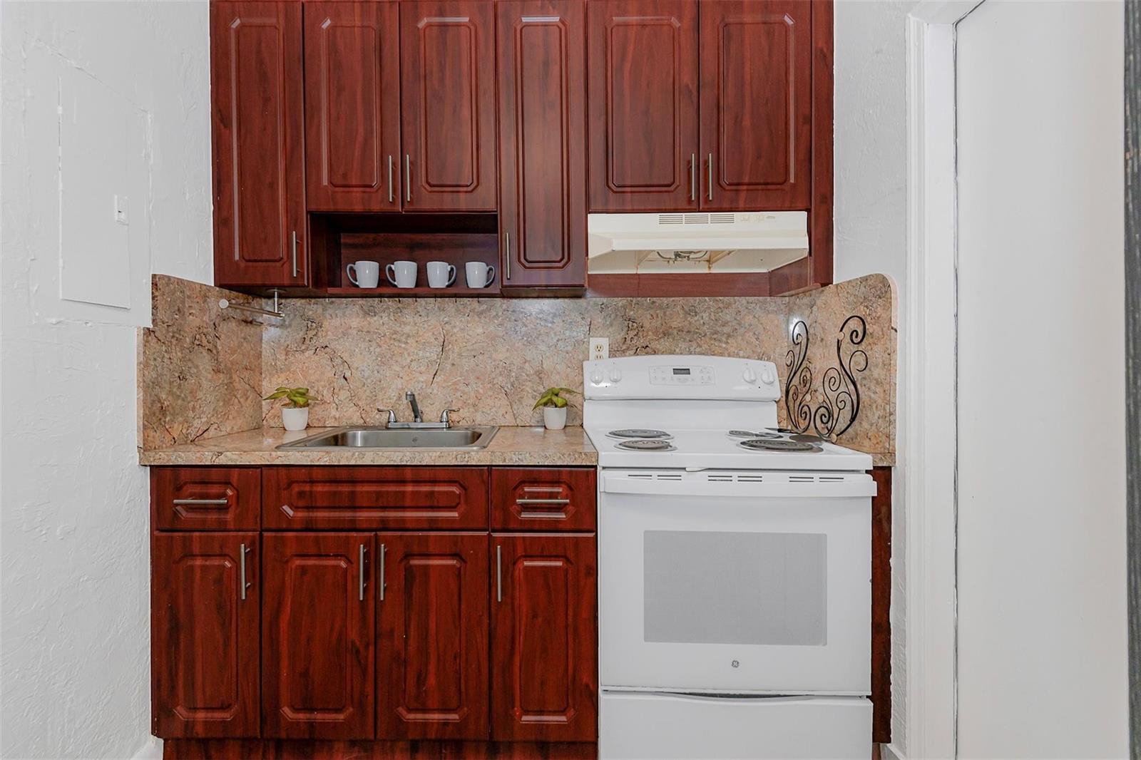   / 0 1401 sq. ft. $ 2026-06-21 0 foto