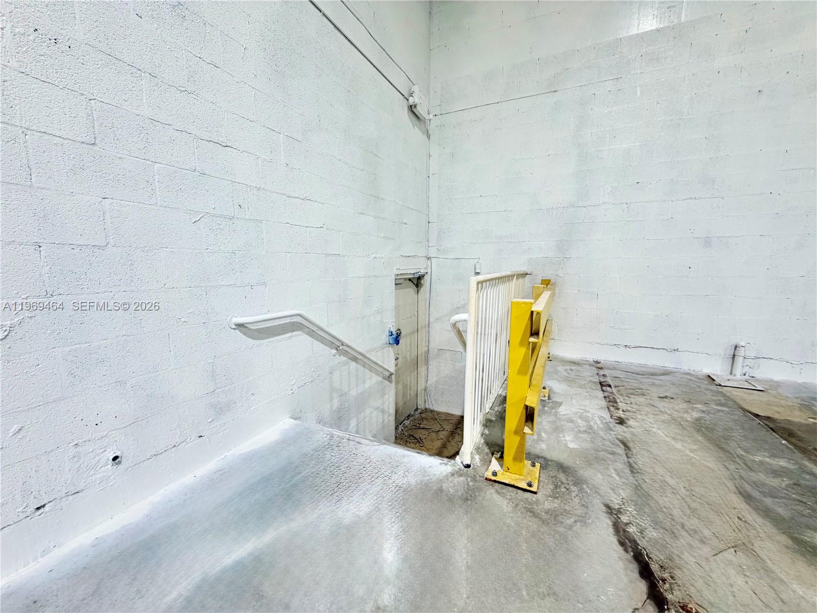   /   sq. ft. $ 2026-03-05 0 Photo