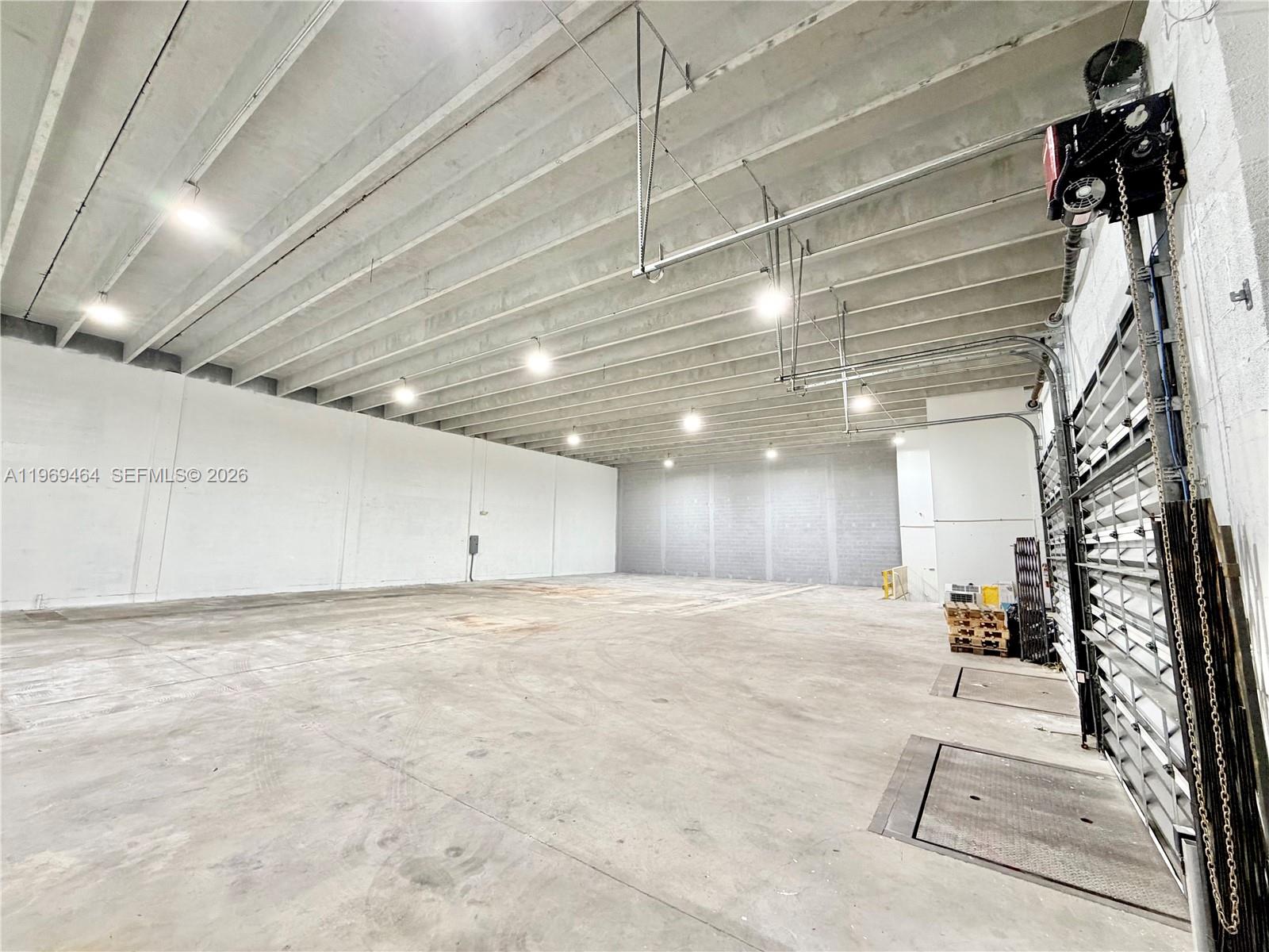   /   sq. ft. $ 2026-03-05 0 Photo