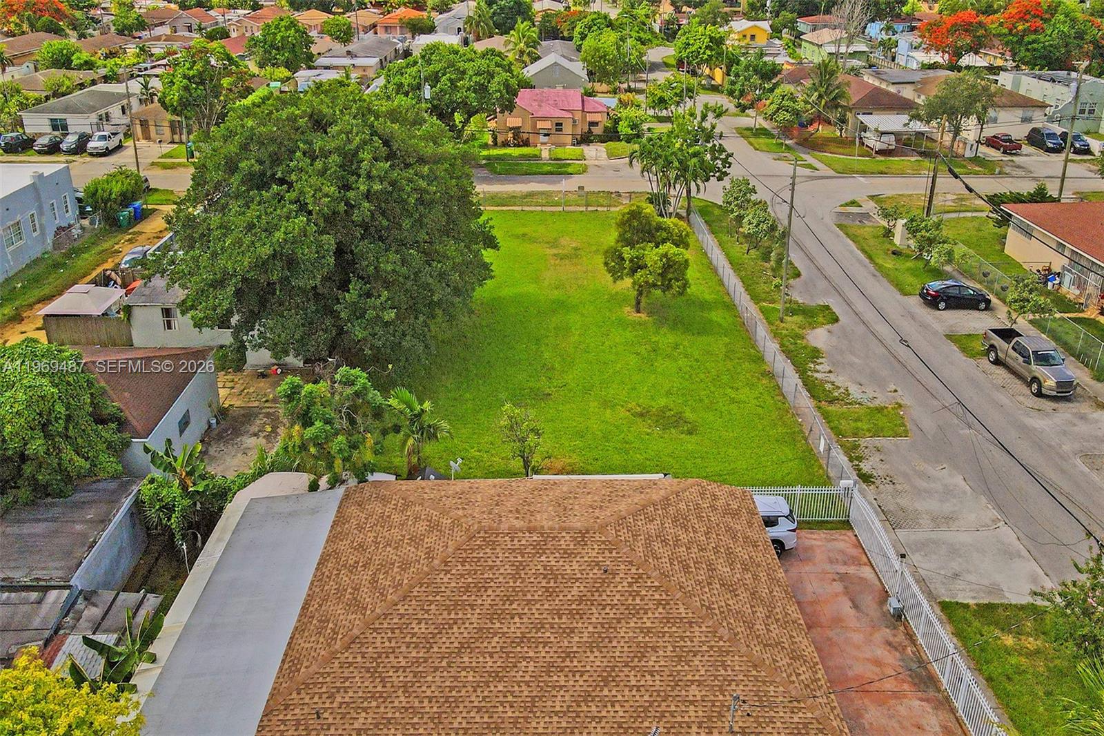   /   кв.футов $ 2026-02-20 0 Фото