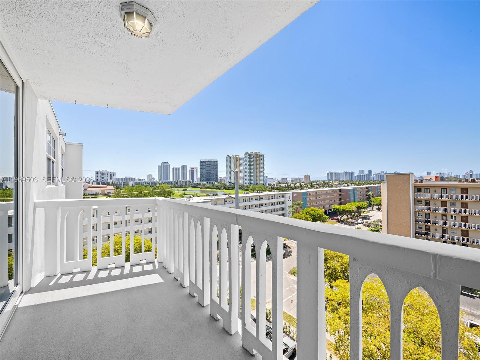 Photo of 401 14th Ave  #808, Hallandale Beach, Florida, 33009 - 