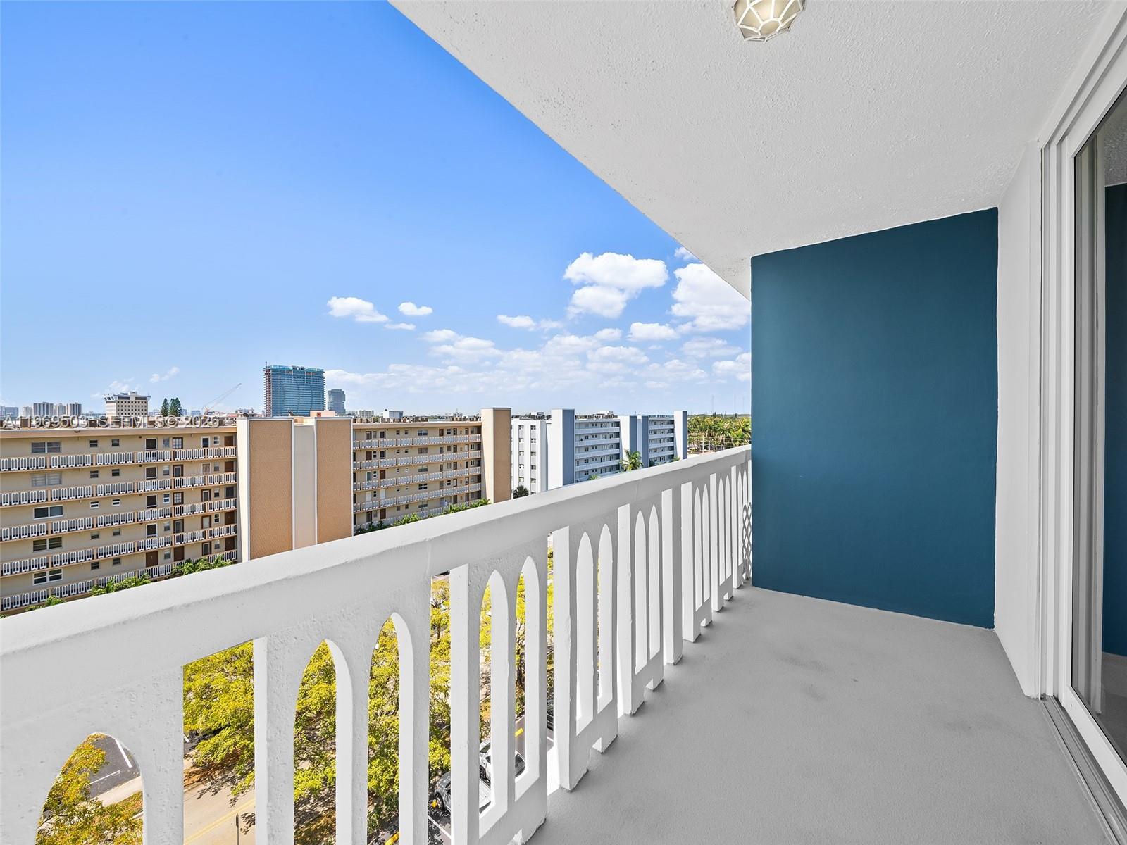 Photo of 401 14th Ave  #808, Hallandale Beach, Florida, 33009 - 