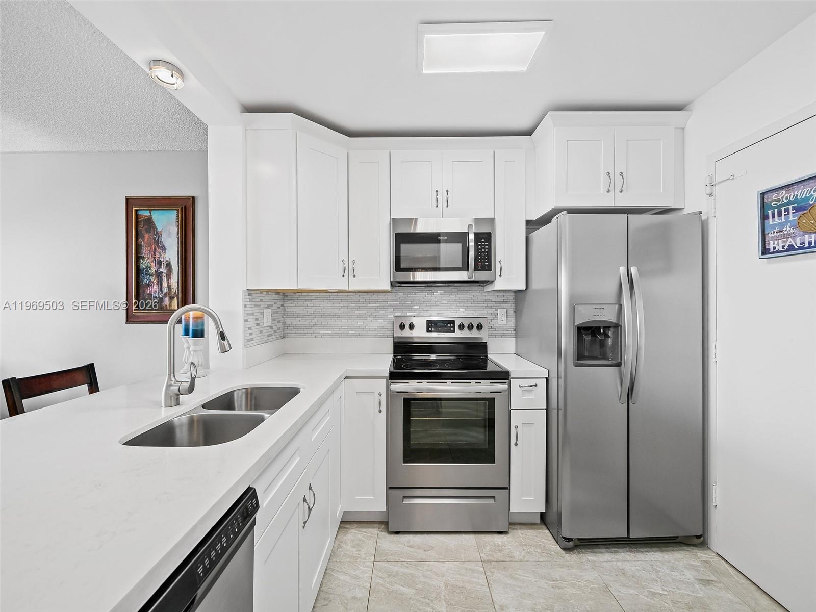 Photo of 401 14th Ave  #808, Hallandale Beach, Florida, 33009 - 