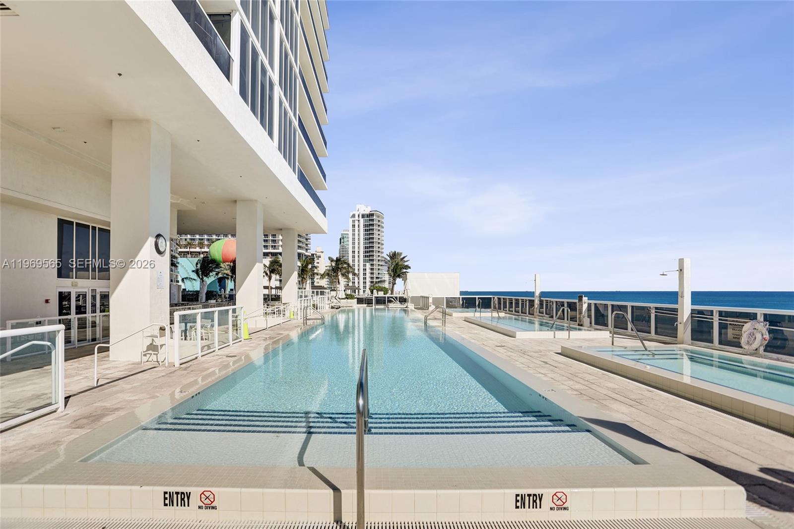 2701 3 / 3 2065 sq. ft. $ 2026-04-27 0 foto