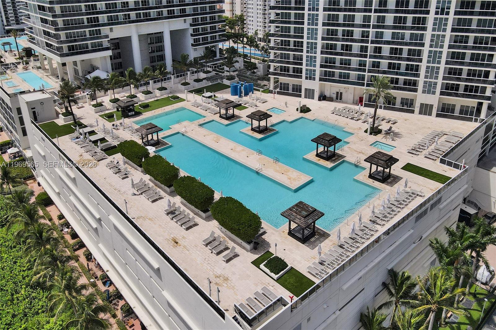 2701 3 / 3 2065 sq. ft. $ 2026-04-27 0 foto