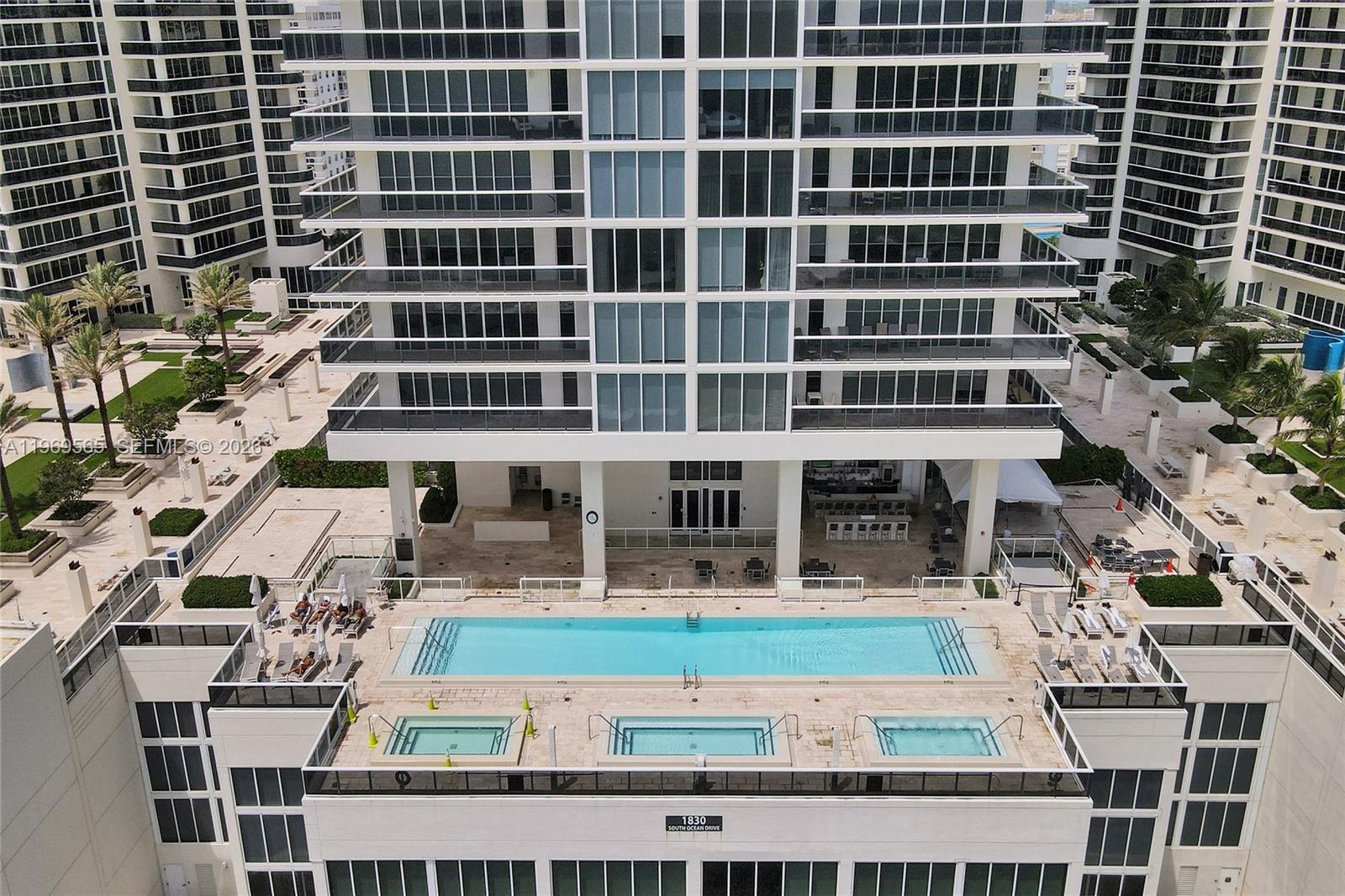 2701 3 / 3 2065 sq. ft. $ 2026-04-27 0 foto