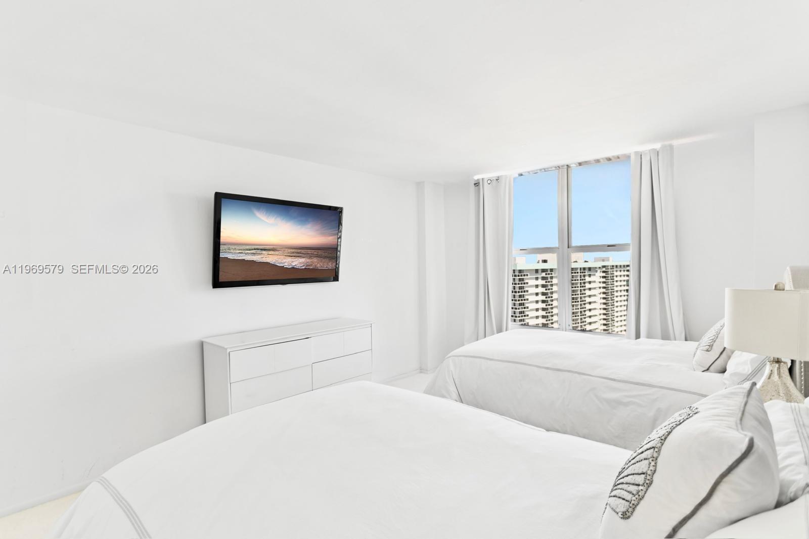 Photo of 3800 Ocean Dr  #1815, Hollywood, Florida, 33019 - 