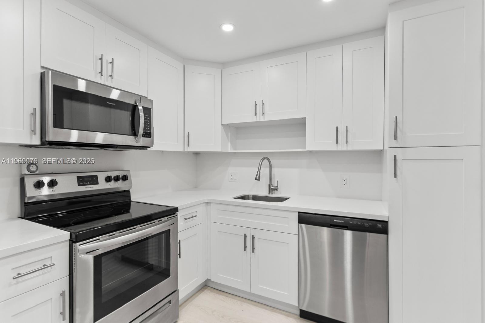 Photo of 3800 Ocean Dr  #1815, Hollywood, Florida, 33019 - 