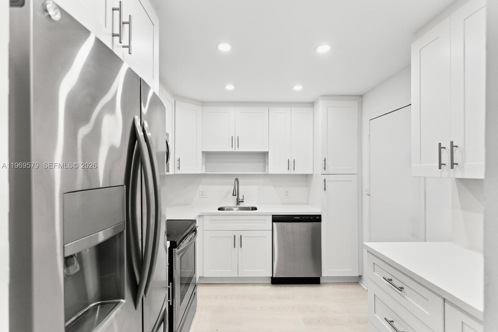 Photo of 3800 Ocean Dr  #1815, Hollywood, Florida, 33019 - 