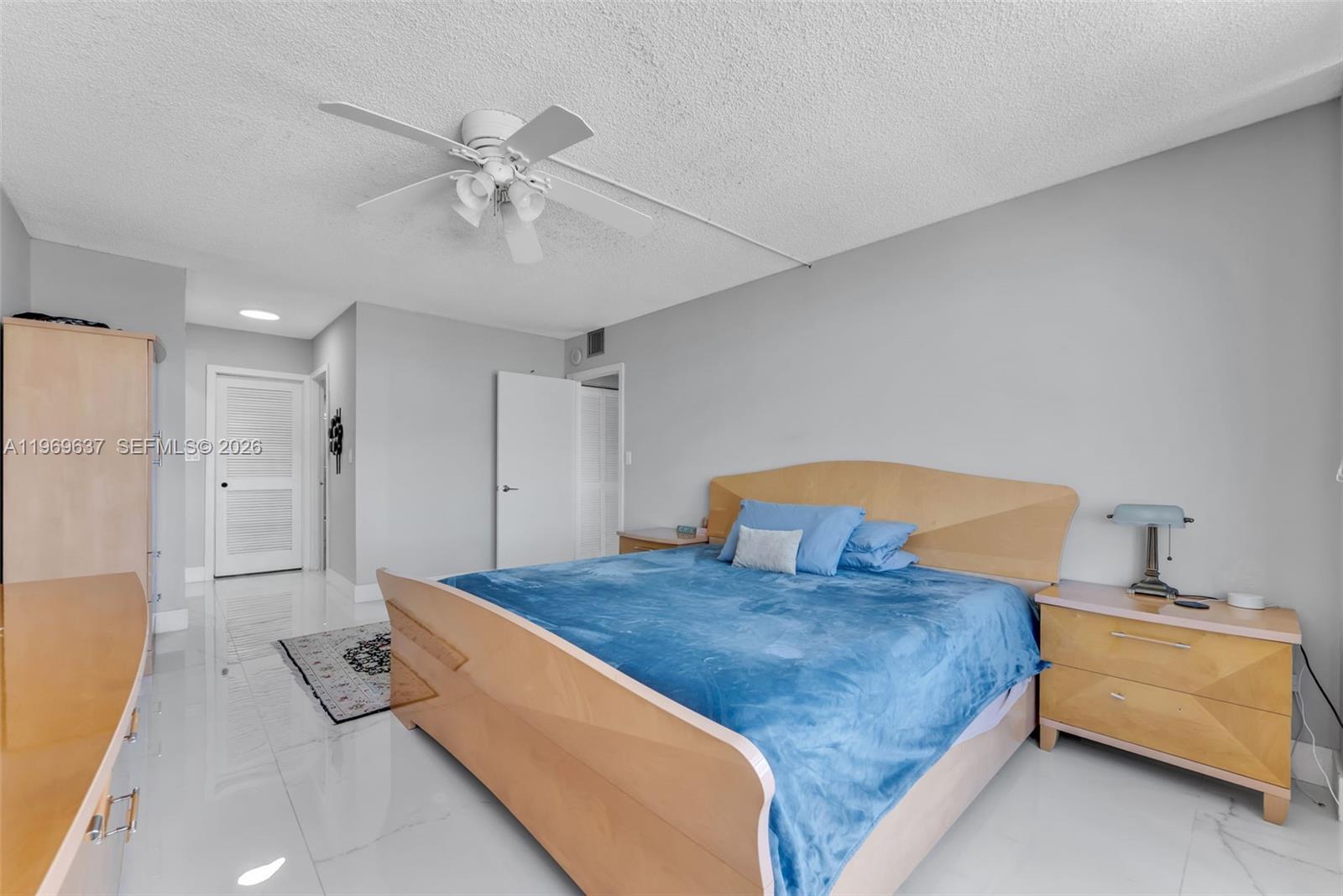 Photo of 2500 PARKVIEW DR  #2407, Hallandale Beach, Florida, 33009 - 
