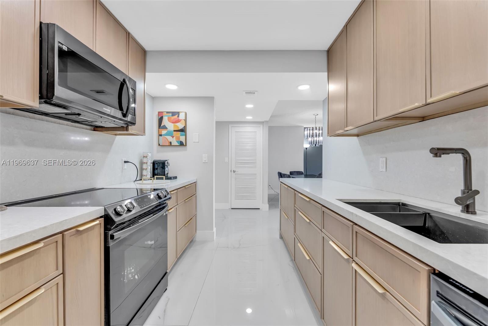 Photo of 2500 PARKVIEW DR  #2407, Hallandale Beach, Florida, 33009 - 