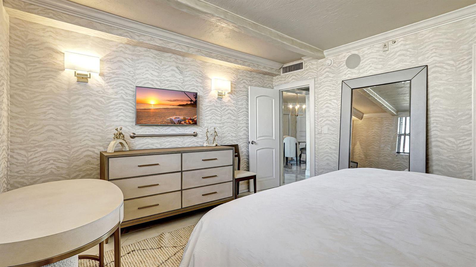 Photo of 3000 Ocean #920, Hollywood, Florida, 33019 - 26-web-or-mls-DSC08766