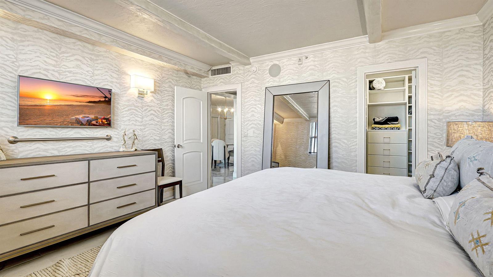 Photo of 3000 Ocean #920, Hollywood, Florida, 33019 - 27-web-or-mls-DSC08771