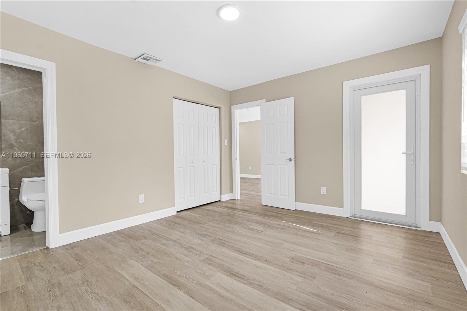 11919 4 / 4 1800 sq. ft. $ 2026-02-21 0 foto