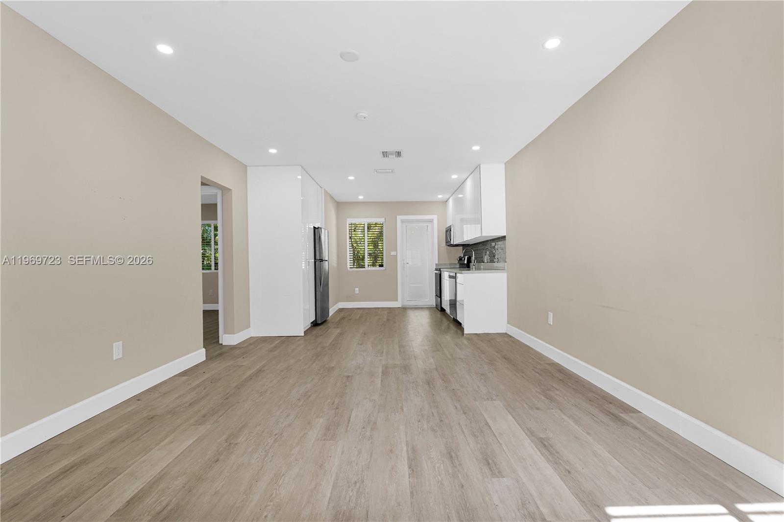   /  1800 sq. ft. $ 2026-02-21 0 foto