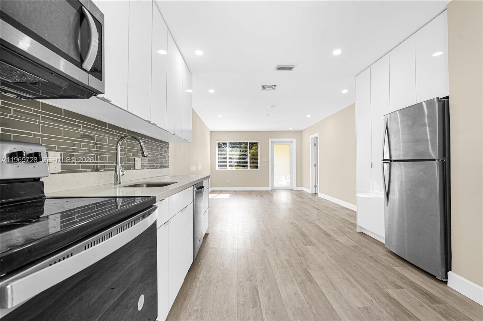   /  1800 sq. ft. $ 2026-02-21 0 foto