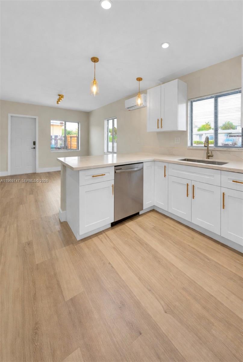   /  1120 sq. ft. $ 2026-02-21 0 Photo