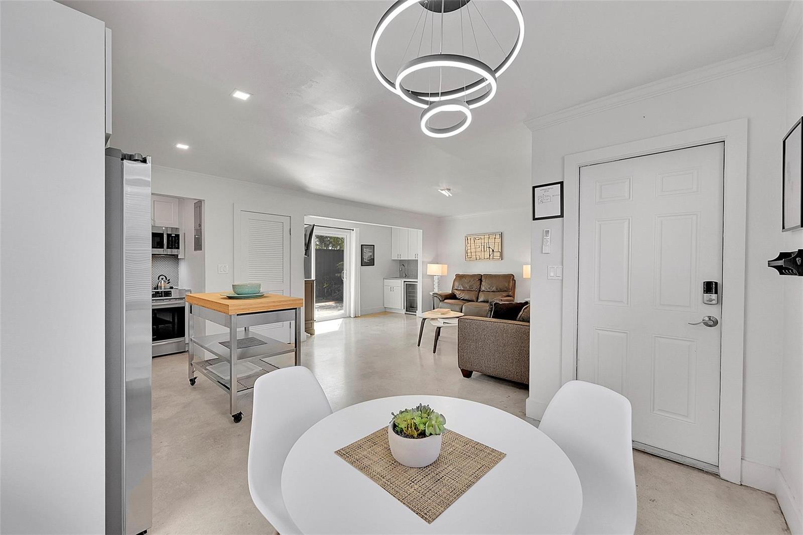 #1-2  / 0 1620 sq. ft. $ 2026-05-28 0 foto
