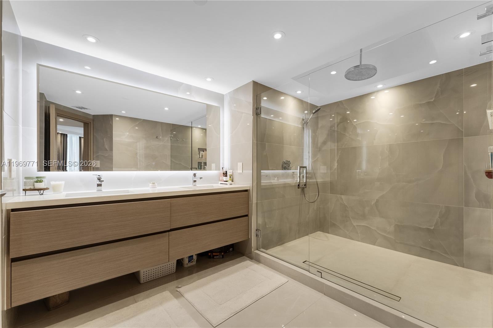 Photo of 20191 Country Club Dr #1603, Aventura, Florida, 33180 -