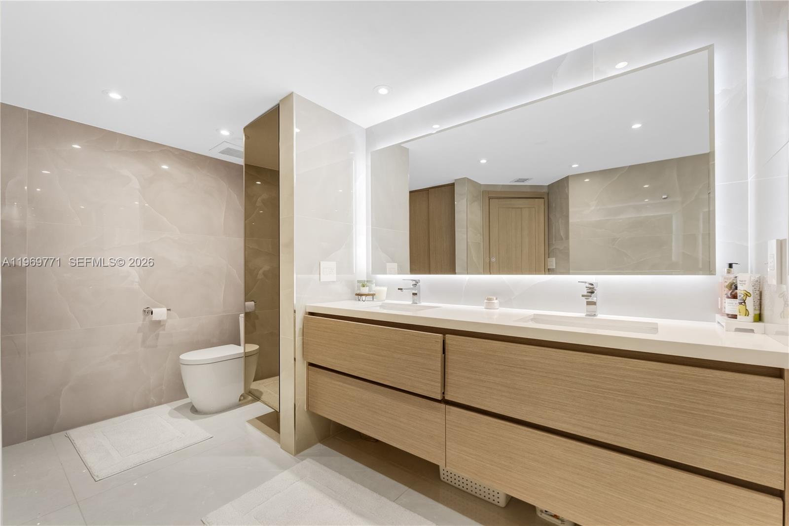 Photo of 20191 Country Club Dr #1603, Aventura, Florida, 33180 -