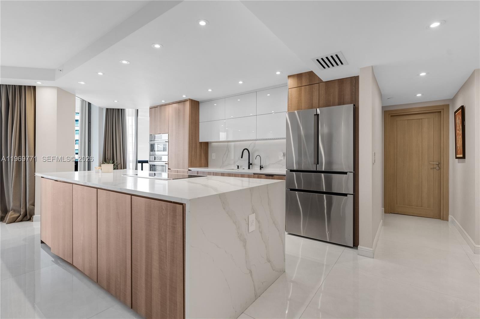 Photo of 20191 Country Club Dr #1603, Aventura, Florida, 33180 -