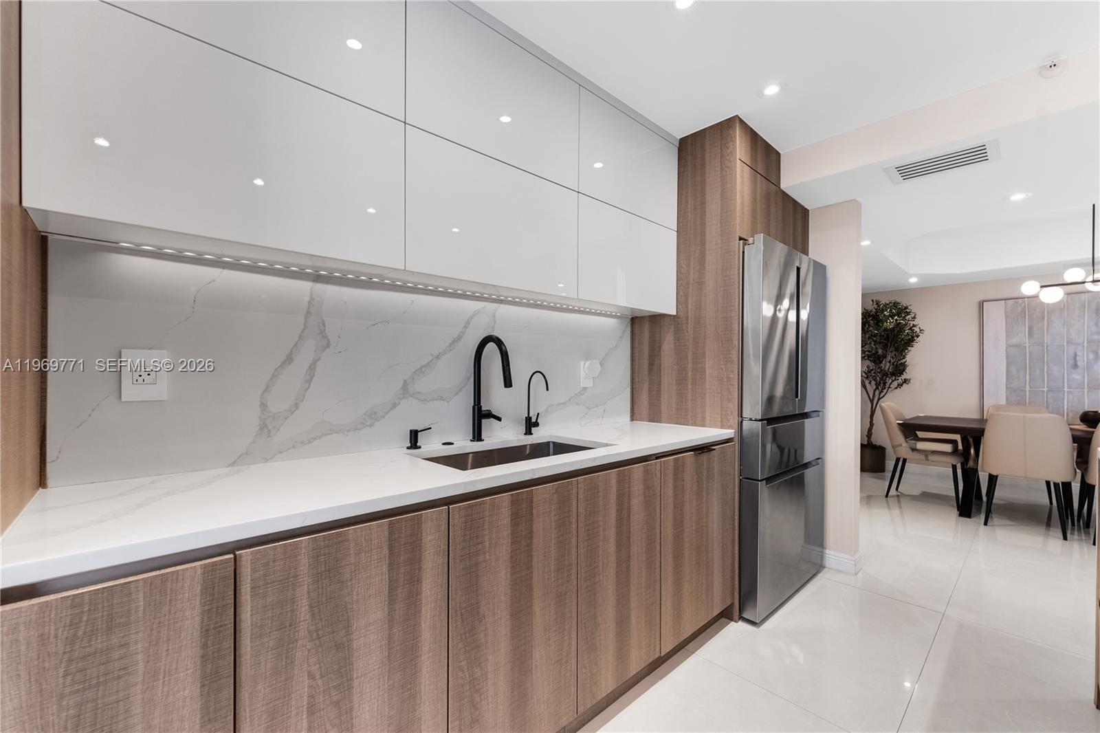 Photo of 20191 Country Club Dr #1603, Aventura, Florida, 33180 -