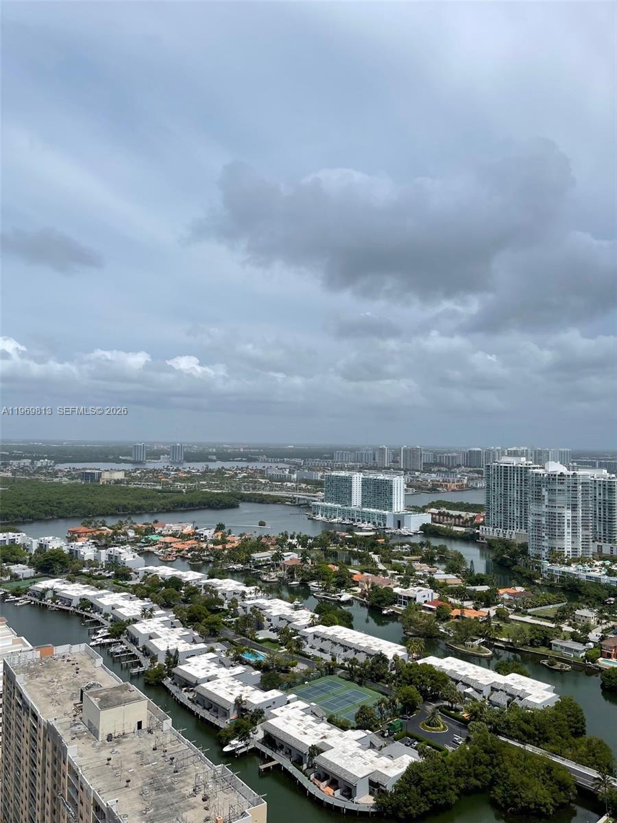 3405 2 / 2 1435 sq. ft. $ 2026-02-21 0 foto