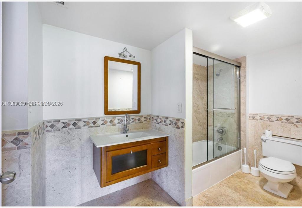 See details 612 2 / 2 1240 sq. ft. $ 2026-02-21 0 Photo