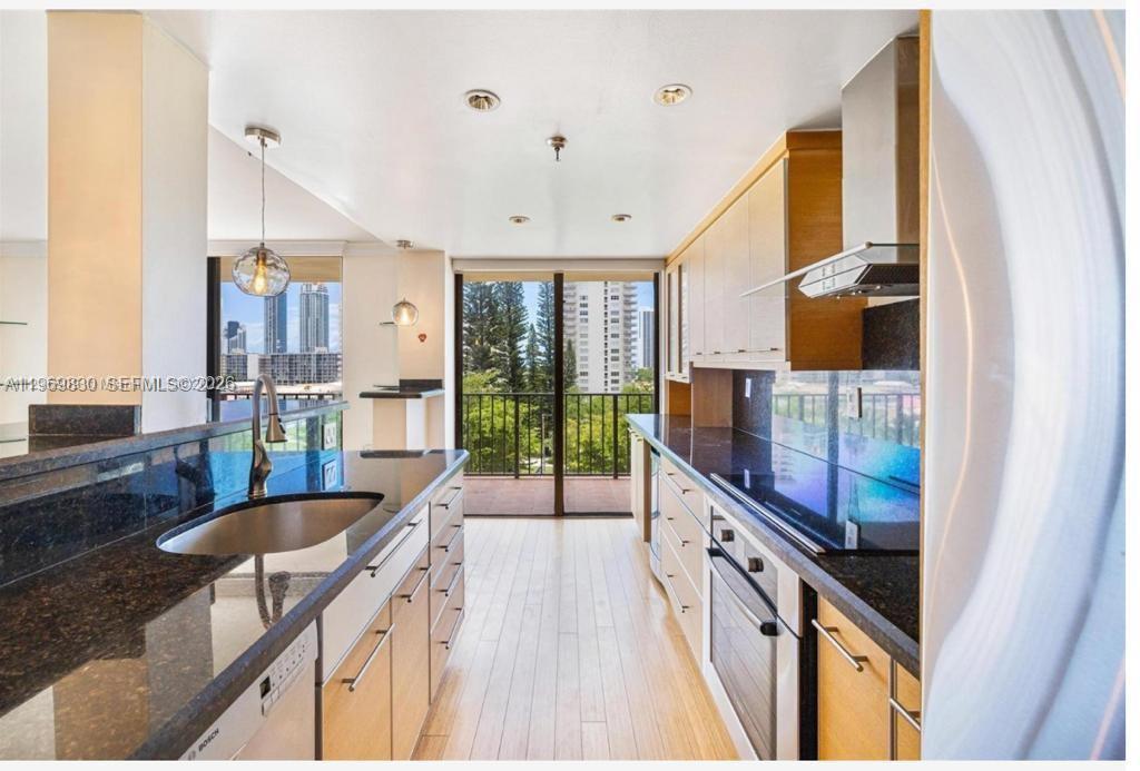 See details 612 2 / 2 1240 sq. ft. $ 2026-02-21 0 Photo