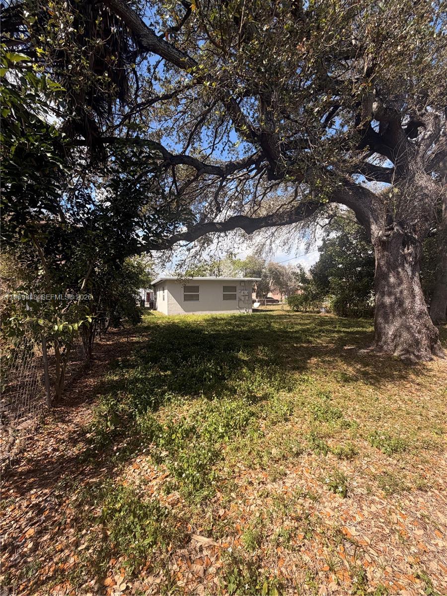 See details / 960 sq. ft. $ 2026-02-21 0 Photo