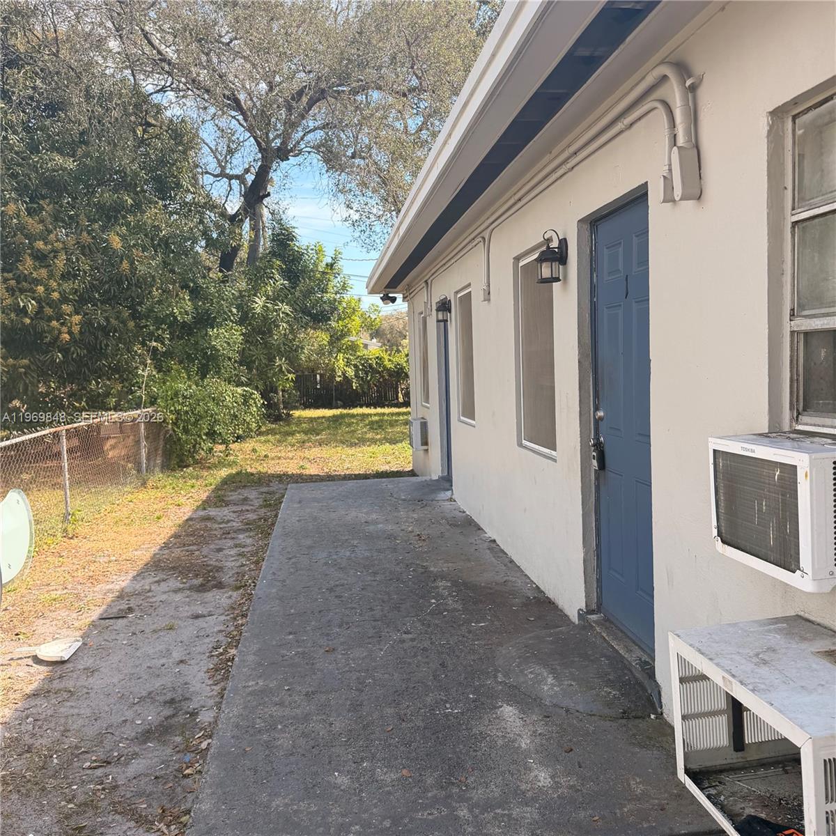 See details / 960 sq. ft. $ 2026-02-21 0 Photo