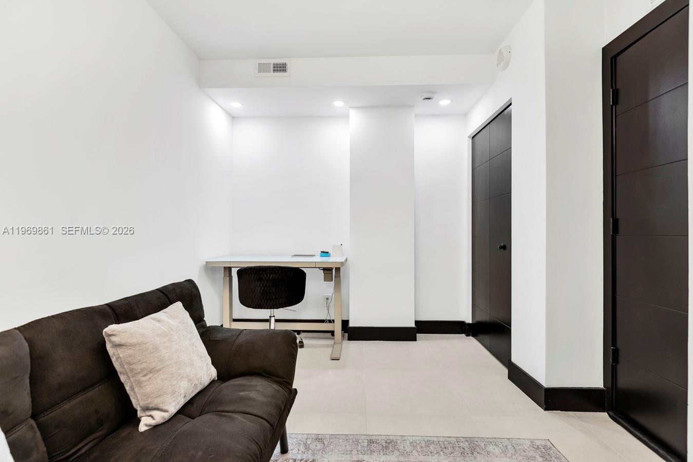 Photo of 19380 Collins Ave #1212, Sunny Isles Beach, Florida, 33160 -