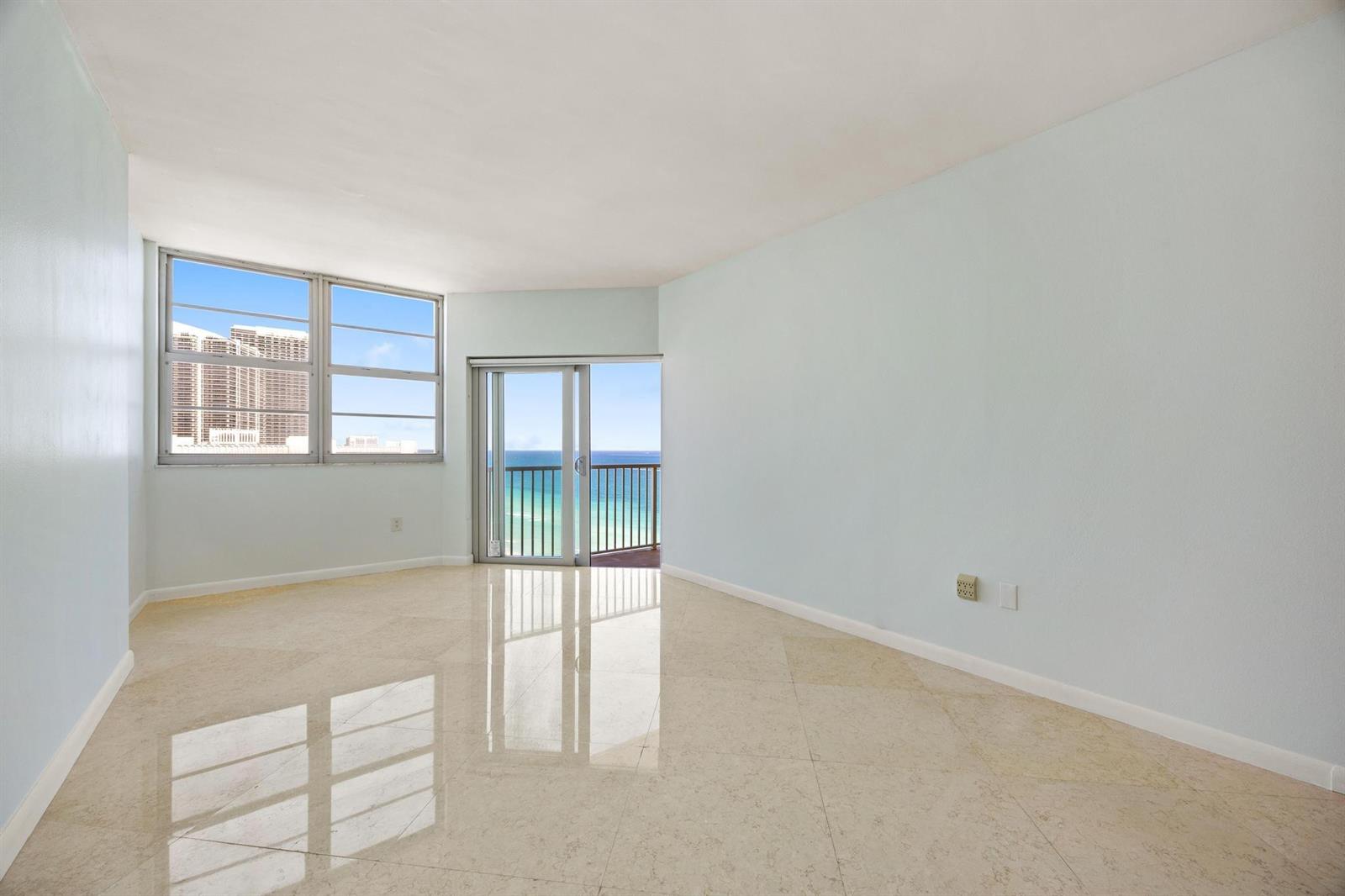 See details PHB 1 / 870 sq. ft. $ 2026-07-07 0 Photo
